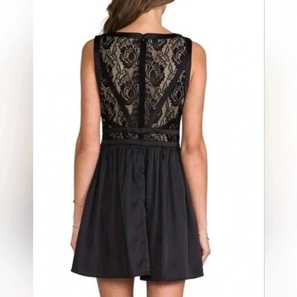 Lovers & Friends Revolve Harmony Black Lace Top Solid  Skirt Mini Black Dress L. - Picture 4 of 16